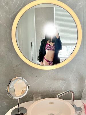 (??? )ﾆﾔﾘ