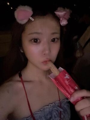 ［初全顔出し］ディズニー行ったら何食べる？っ🥹
