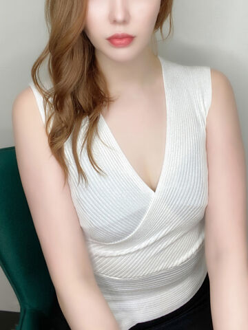 新宿・新大久保・高田馬場メンズエステ アロマエステ エッセンスESSENCE れいか