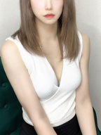 新宿・新大久保・高田馬場メンズエステ アロマエステ エッセンスESSENCE れい