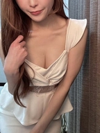 伏見メンズエステ Mrs Crystal 奈央