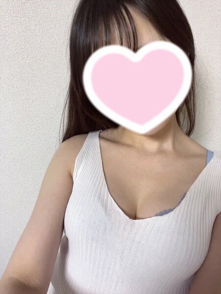 萌桃 Momo
