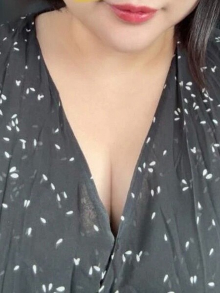 博多メンズエステ 博多人妻さん 梅崎夫人