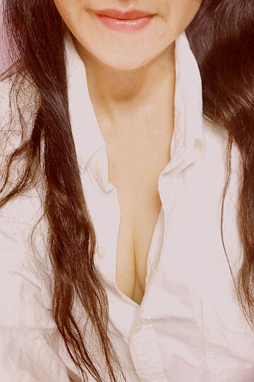 山本愛