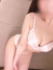 栄風俗エステ エフルラージュ栄店 ありさ【本物のオトナの魅力を。】