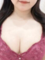 上野・鶯谷・日暮里風俗エステ ごほうびSPA上野店～巨乳巨尻専門の風俗メンズエステ～ かほ
