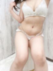 上野・鶯谷・日暮里風俗エステ ごほうびSPA上野店～巨乳巨尻専門の風俗メンズエステ～ かほ