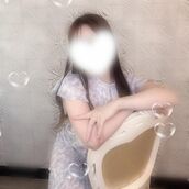 栄風俗エステ エフルラージュ栄店 かりん【彼女に甘えたい】