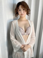 十三風俗エステ 大阪人妻アクシデント りこ